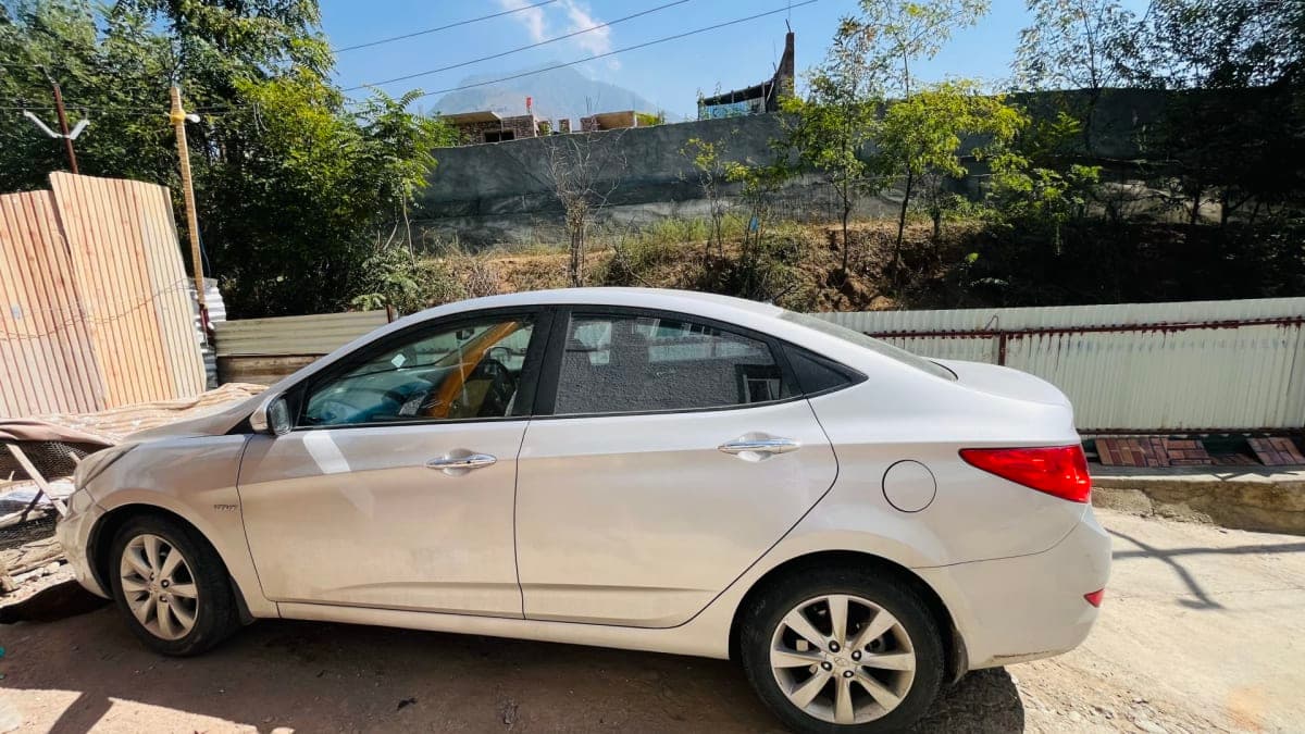 Used 2011 Hyundai Verna for sale in Srinagar, J&K